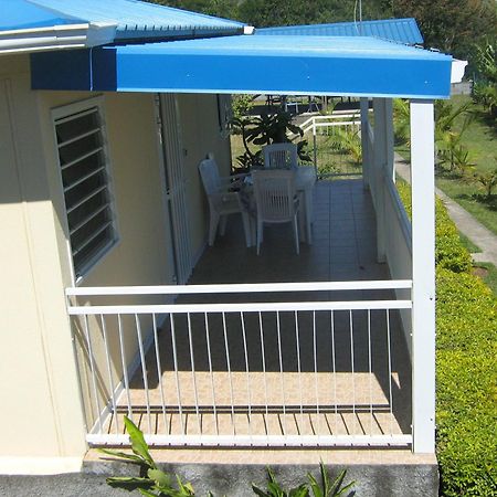 Les Bungalows Du Mont-Auban Sainte-Clotilde Exteriér fotografie